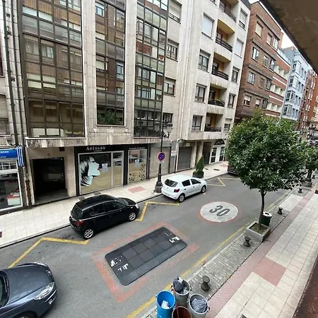 En El Centro De Oviedo! Palacio Congresos Apartmán