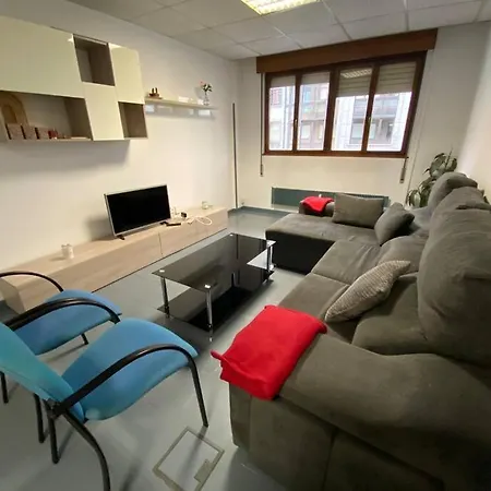 En El Centro De Oviedo! Palacio Congresos Apartmán